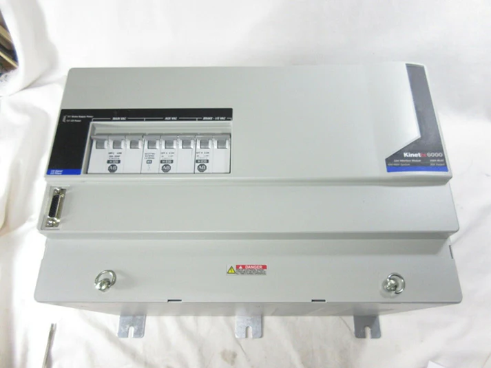Новый модуль оси Allen Bradley 2094-BL02