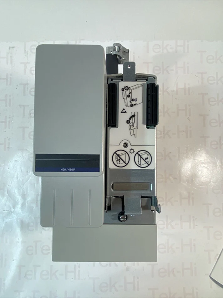 Новый модуль оси Allen Bradley 2094-BM05