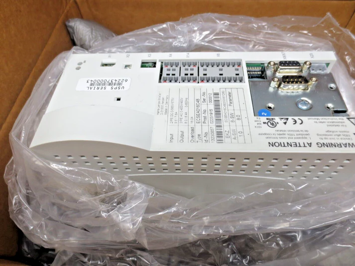 Высокопроизводительный многоосевой сервопривод Lenze ECSEA008A.