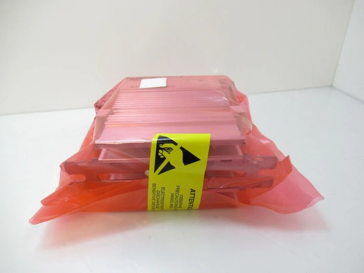 Высокопроизводительный многоосевой сервопривод Lenze E82EV371S2B.