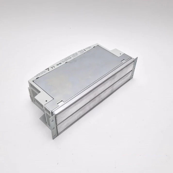 Высокопроизводительный многоосевой сервопривод Lenze EVS9323-EPV004.