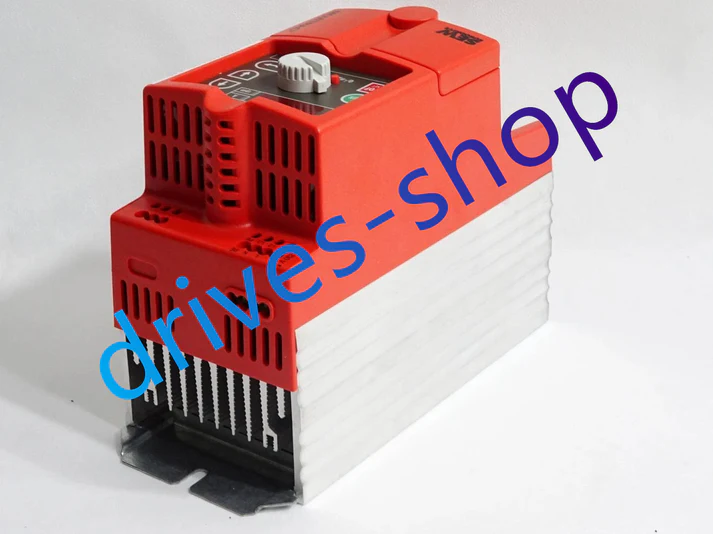 SEW MC07A022-5A3-4-00 Преобразователь частоты MOVITRAC 07