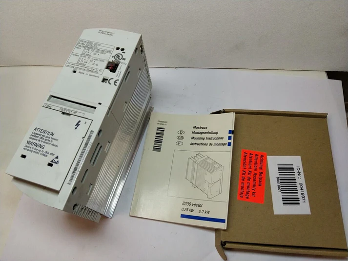 Высокопроизводительный многоосевой сервопривод Lenze E82EV751_4B.