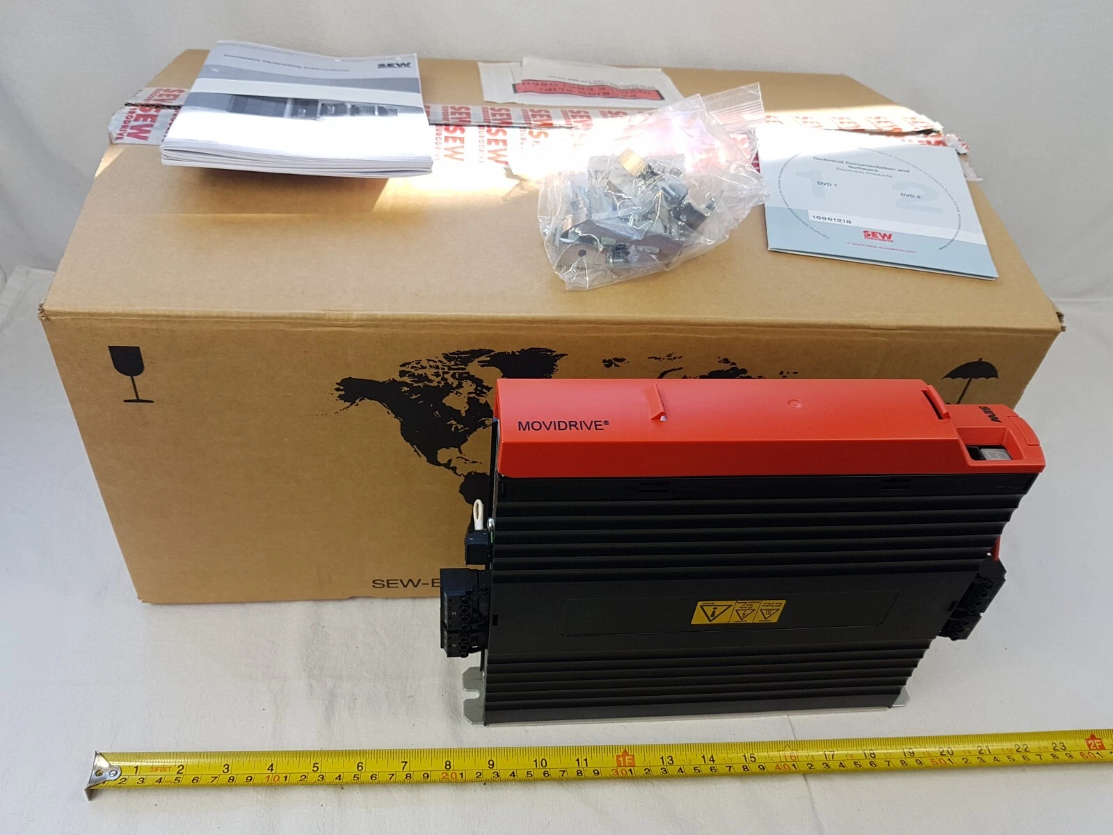 MDX61B0450-503-4-0T MOVIDRIVE® MDX60B/61B — высокопроизводительный преобразователь частоты SEW