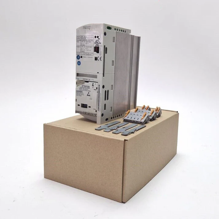 Высокопроизводительный многоосевой сервопривод Lenze E82EV551_4B200.