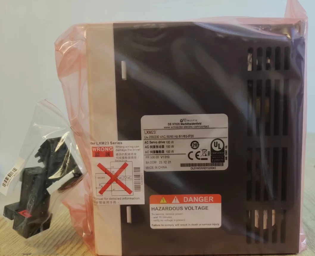 Schneider Electric LXM23MU45M3X – Сервопривод Lexium серии 23