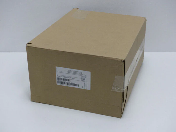 Высокопроизводительный многоосевой сервопривод Lenze EVF8226-E-V020.