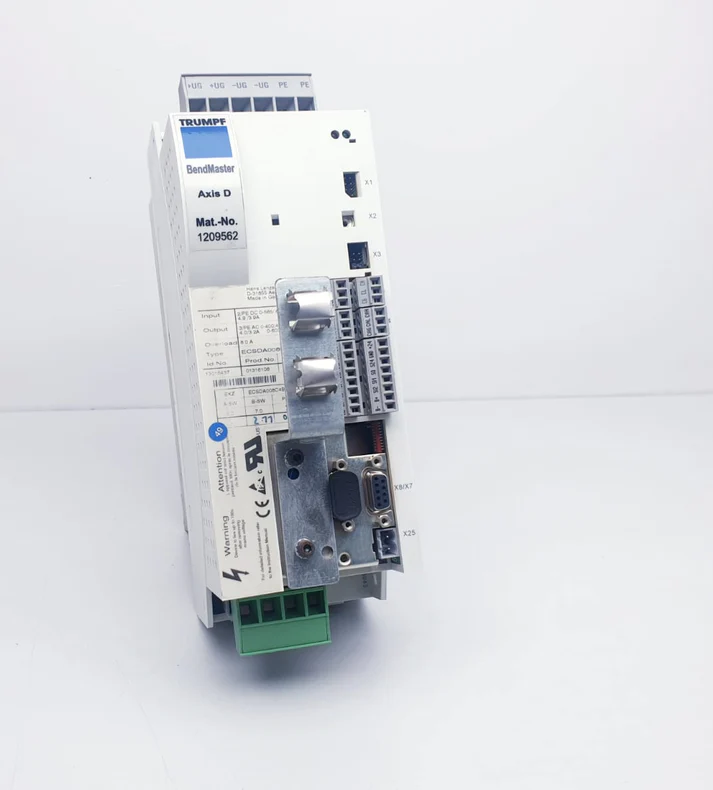 Высокопроизводительный многоосевой сервопривод Lenze ECSDA008C4B.