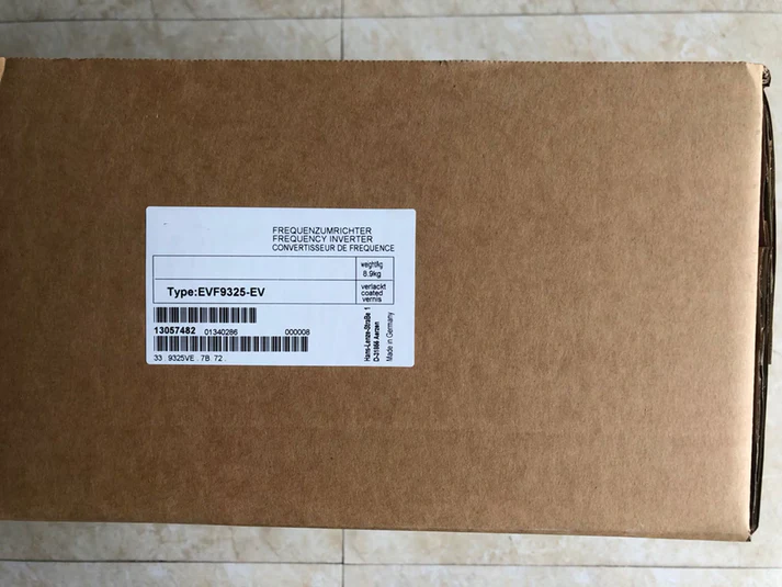 Высокопроизводительный многоосевой сервопривод Lenze EVF9325-EV.