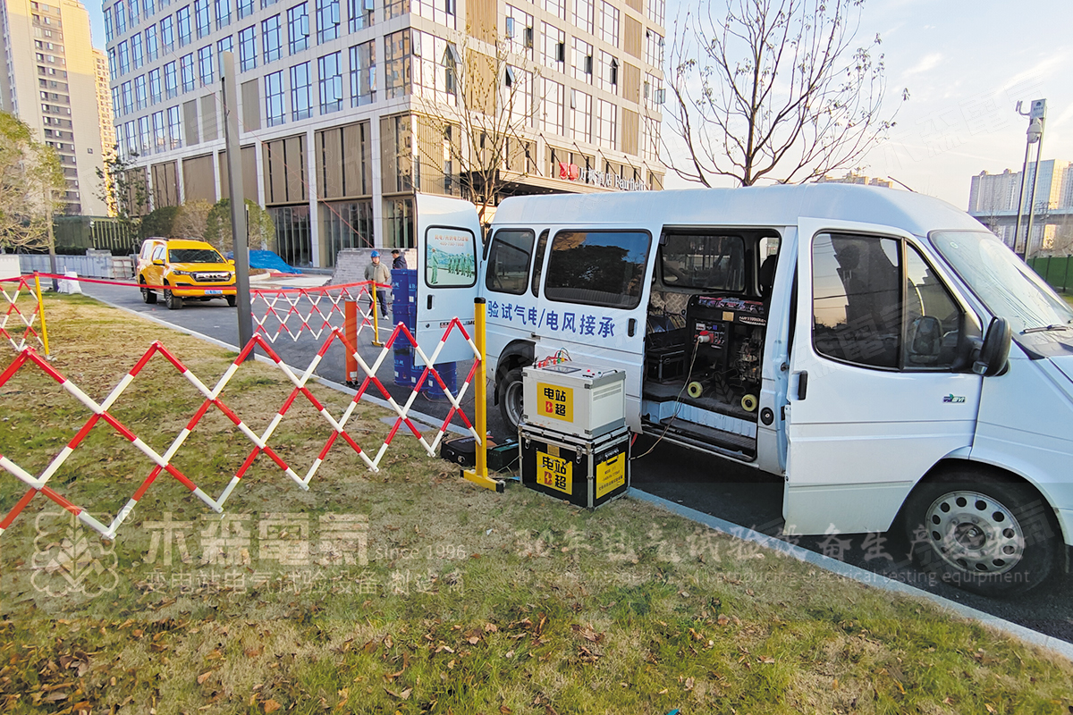 Последовательный резонансный испытательный прибор 540 кВА/270 кВ: испытание выдерживаемого напряжения кабеля переменного тока 110 кВ