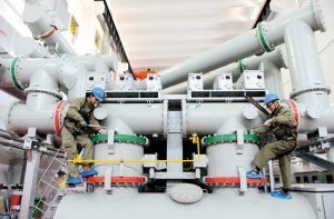 Измерительное устройство для определения частичного разряда переменного напряжения в КРУЭ