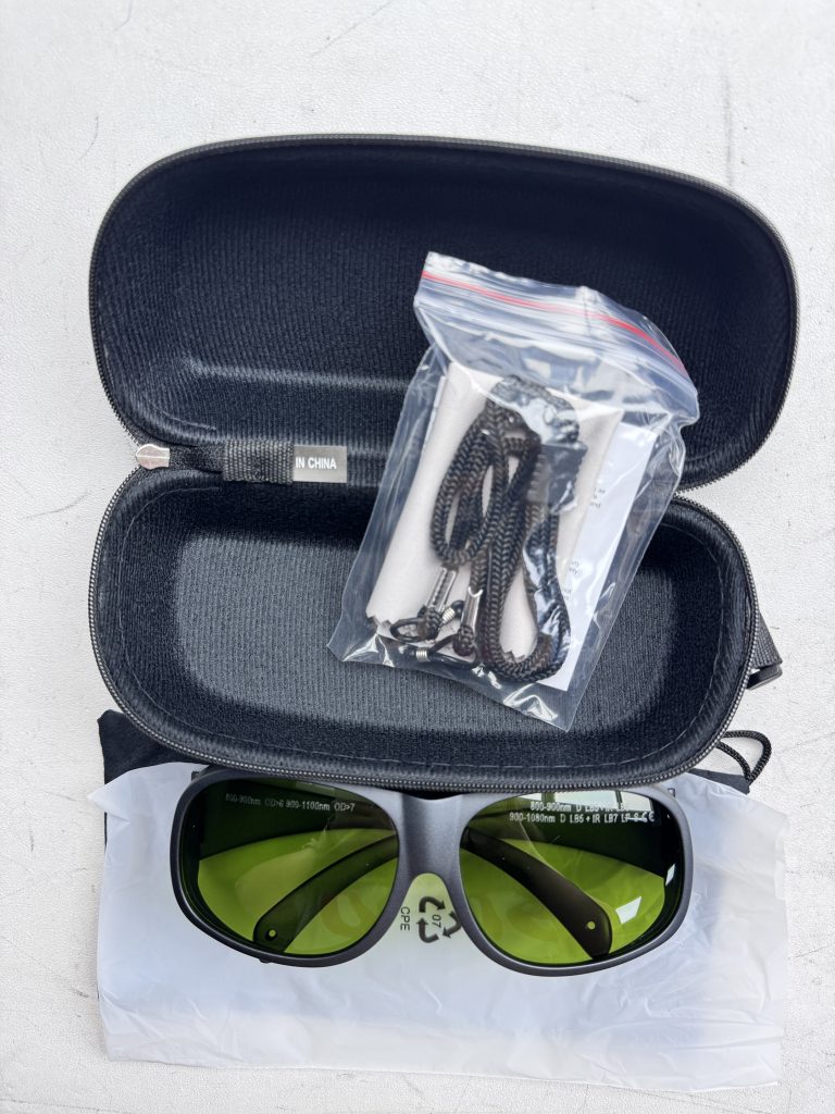 Защитные очки OD7+ для работы с лазерами