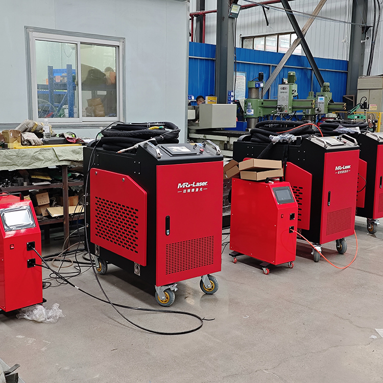 Четыре мощных лазерных сварочных аппарата MRJ-Laser полностью готовы к работе на базе высокоскоростной железной дороги Чэнду.