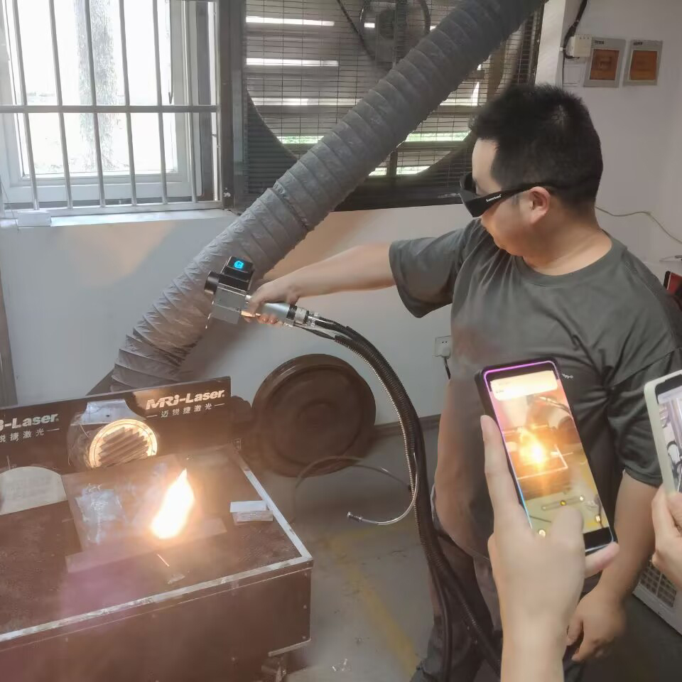 MRJ-Laser представляет новую ручку для лазерной очистки Qiling с улучшенной термостойкостью и мощностью