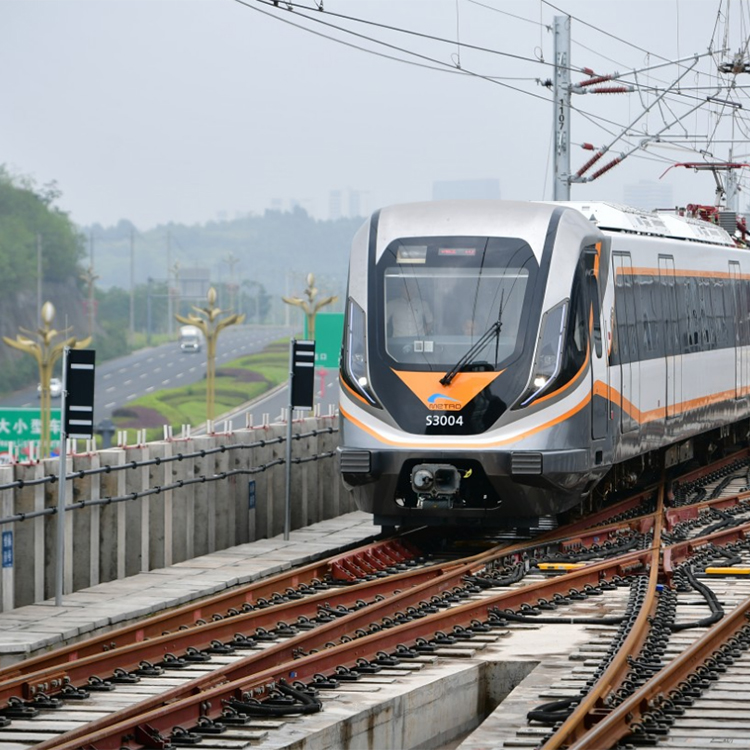 Sichuan Intercity Rail Group отправилась на завод MRJ-Laser для проведения испытаний лазерной маркировки