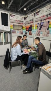 Компания «Шицзячжан Цайцай Трикотаж» (3)