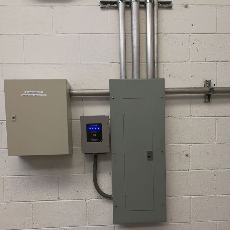 Защитите ваш распределительный электрощит с помощью устройств защиты от перенапряжения Prosurge панельного типа