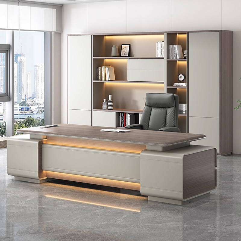 Высококлассный стол руководителя Г-образной формы