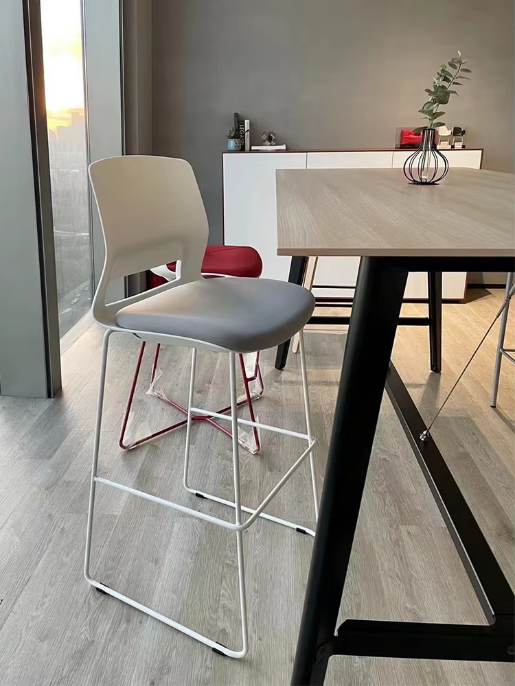 Китай Барные стулья — современное решение для офисных пространств и барных зон.завод Поставщик - ООО компания Гуанчжоу Мэйи Мебель