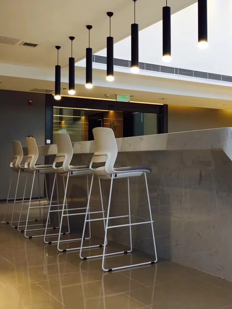 Китай Барные стулья — современное решение для офисных пространств и барных зон.завод Поставщик - ООО компания Гуанчжоу Мэйи Мебель