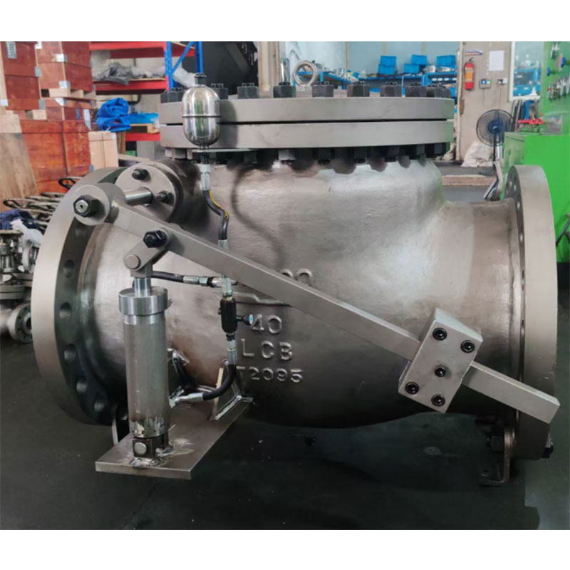 Можно ли использовать обратный клапан поворотного типа в химическом трубопроводе?