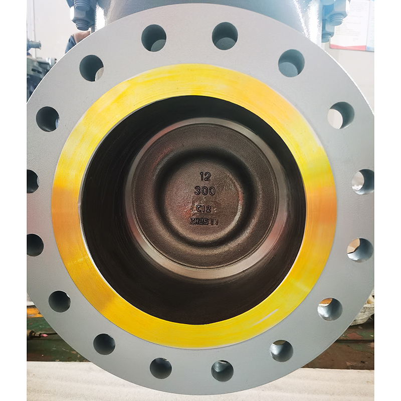 Задвижка с фланцевыми концами C12 – Задвижка с болтовым креплением крышки API600