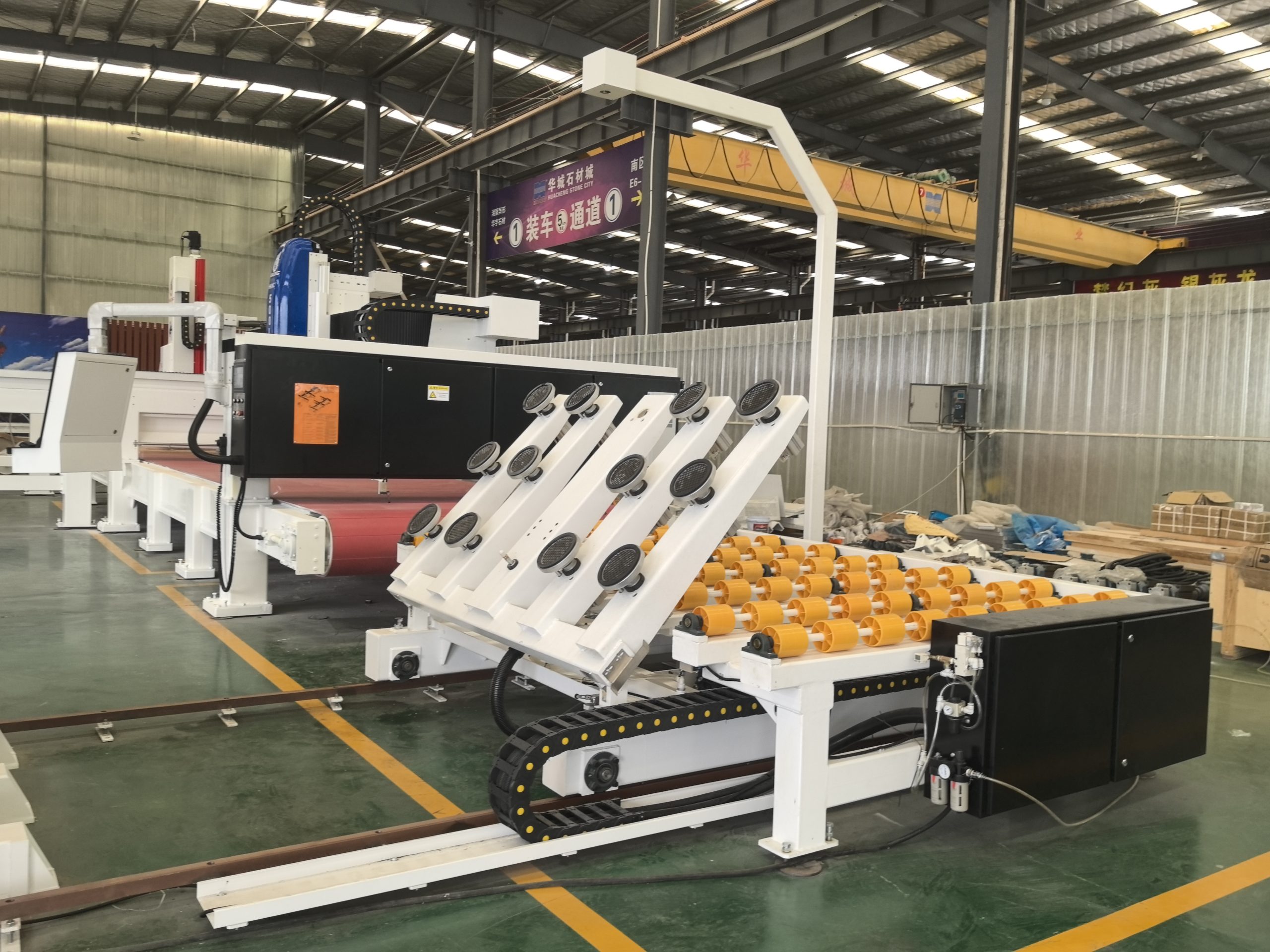 мостовая пила по камню