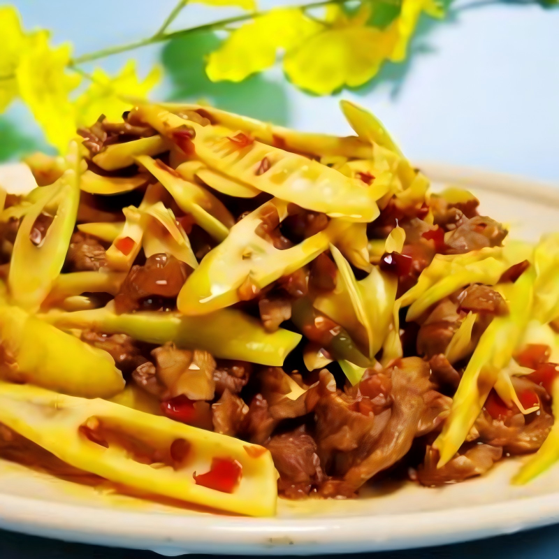 Жареная говядина с дикими побегами бамбука — невероятно вкусно с рисом!