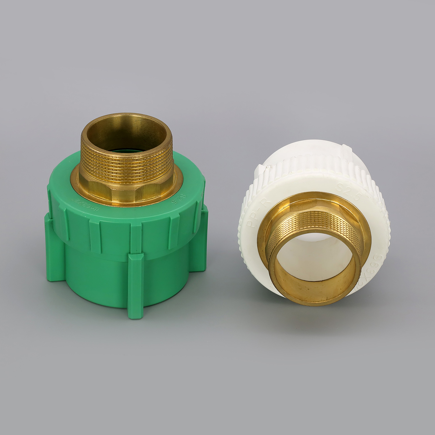 Подбор фитинги для труб из ПНД: 7 критериев выбора