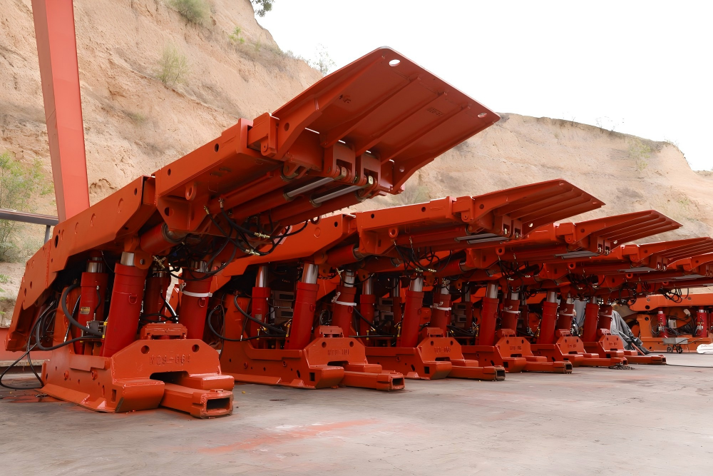 Расширение мощностей по добыче угля в России и модернизация оборудования придают импульс рынку гидравлических комплектующих.2