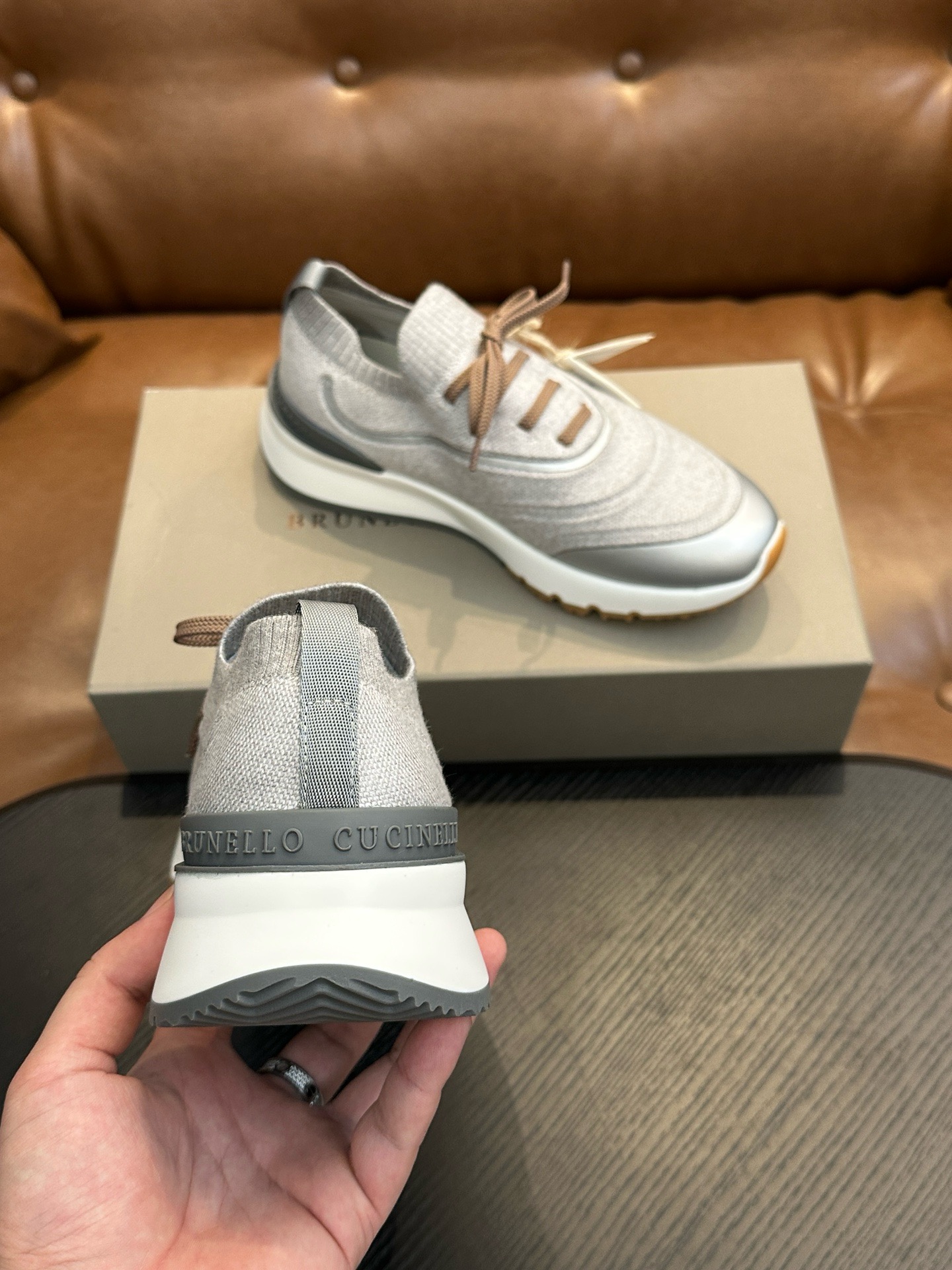 Рекламная коллекция мужской обуви на все сезоны 2026 года