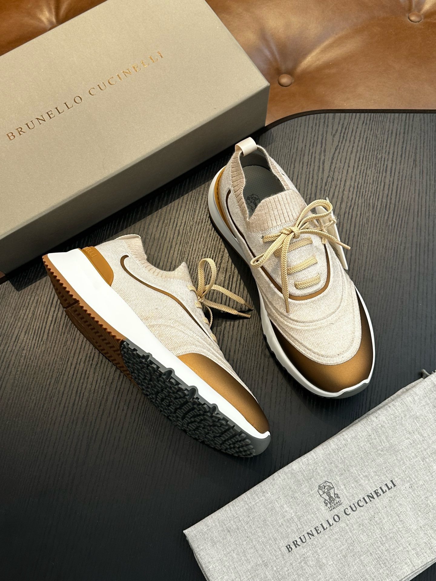 Самые продаваемые мужские кроссовки Flyknit 2026 года