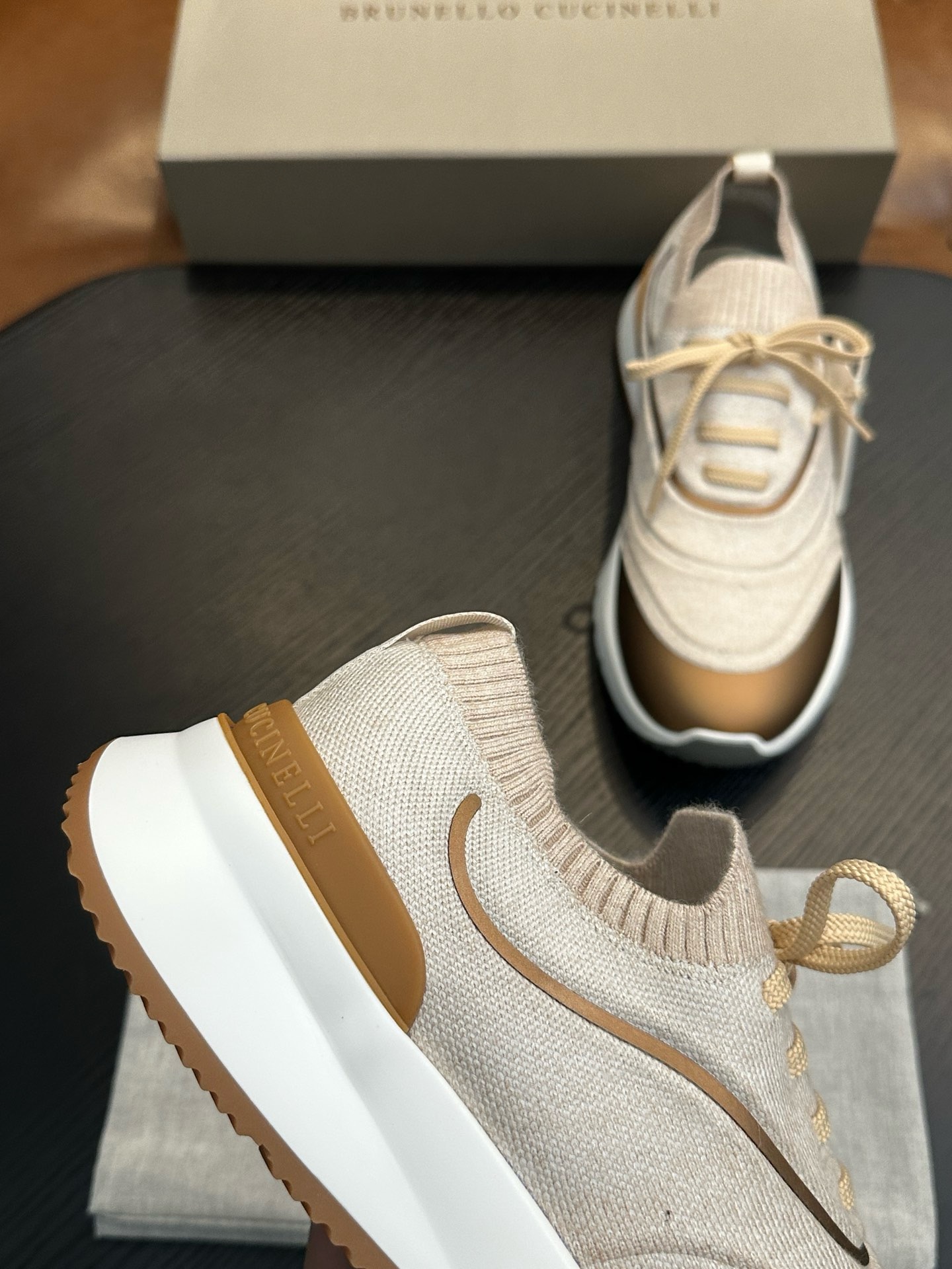 Самые продаваемые мужские кроссовки Flyknit 2026 года