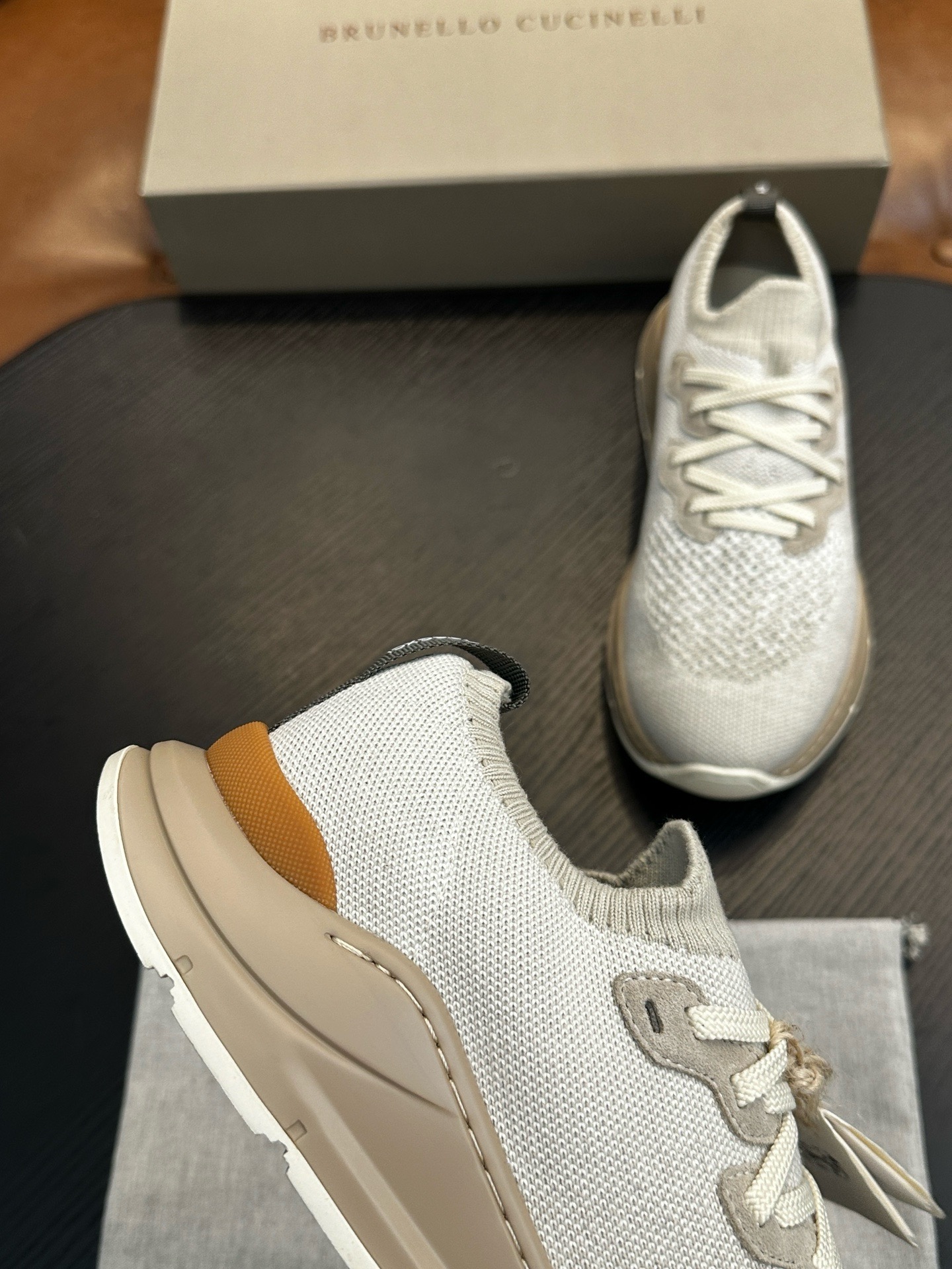 BRUNLLO CUCINELLI，Лидер продаж кроссовок BRUNELLO CUCINELLI