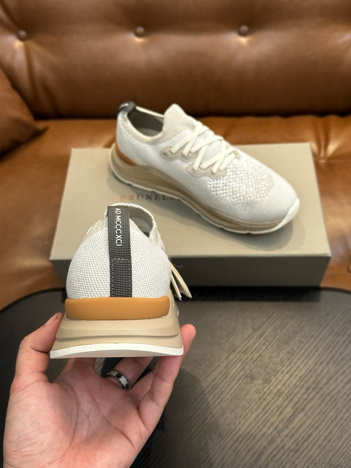 BRUNLLO CUCINELLI，Лидер продаж кроссовок BRUNELLO CUCINELLI