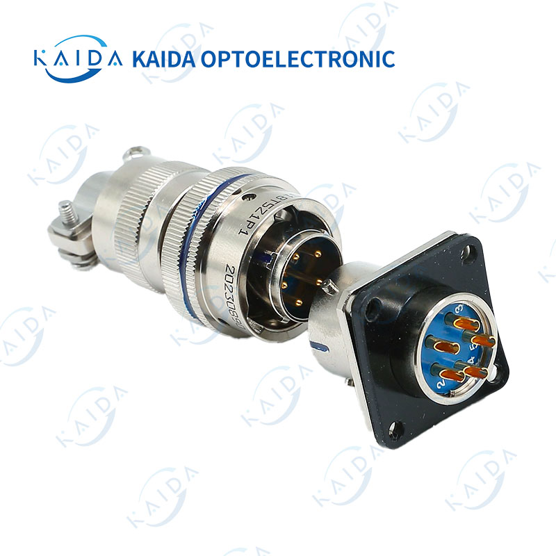 XCG18T5Z1P1-XCG18F5K1D1 – cylindrical connector