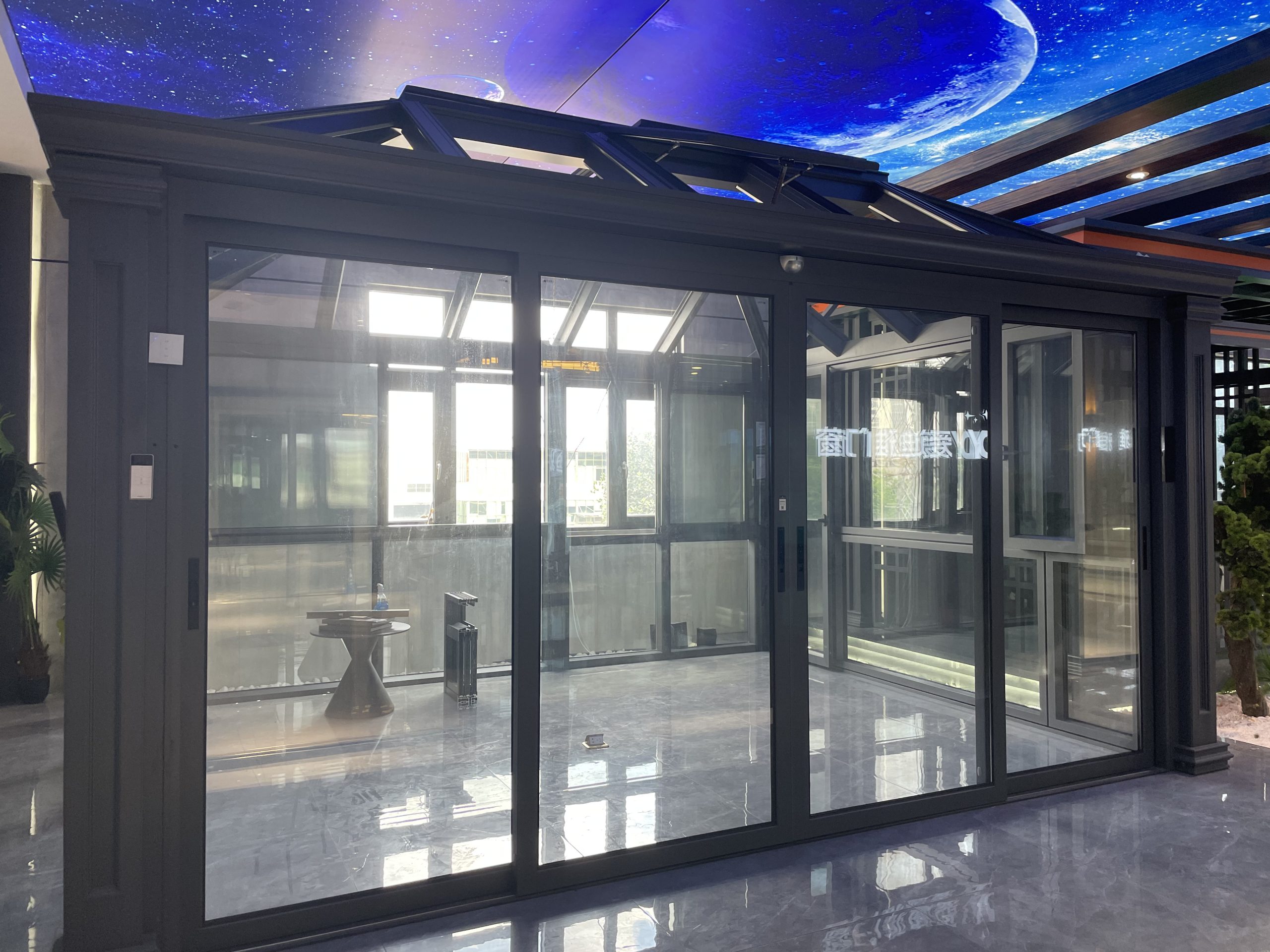 Алюминиевый павильон garden Московский наружный сад Алюминиевый пергола