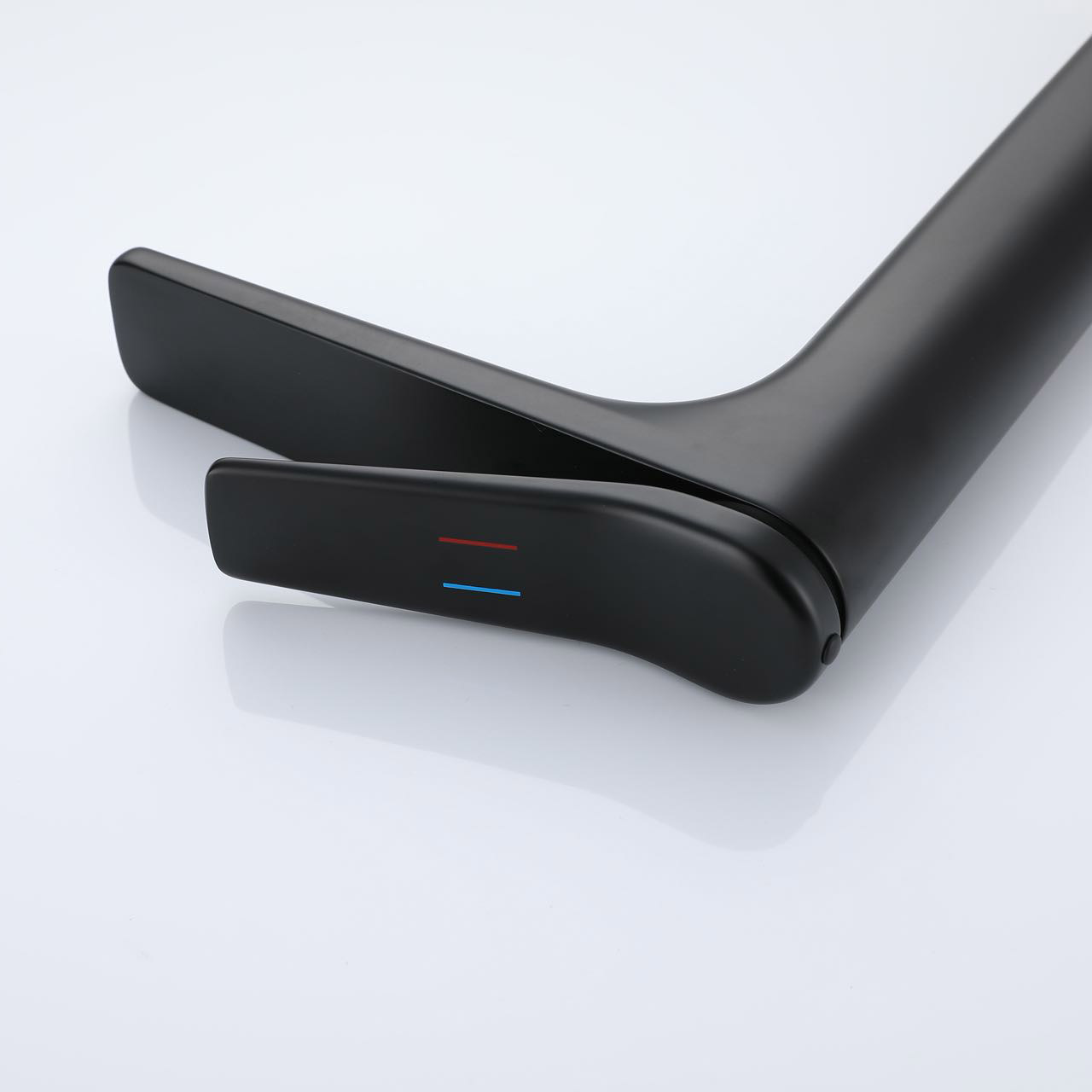 Смеситель Для Раковины：200236D-X