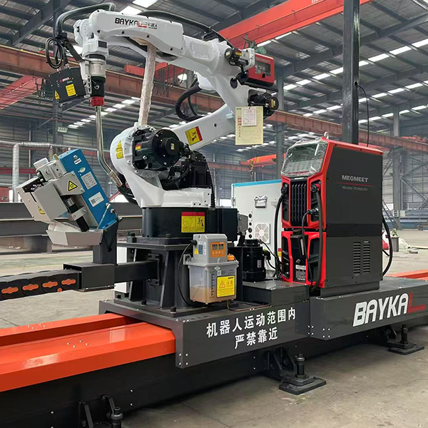 [Технологическое обновление] [ Huaibei Yigongshun Construction Engineering Co., Ltd. ] представляет интеллектуальных сварочных роботов, открывая новую эру интеллектуального производства стальных конструкций