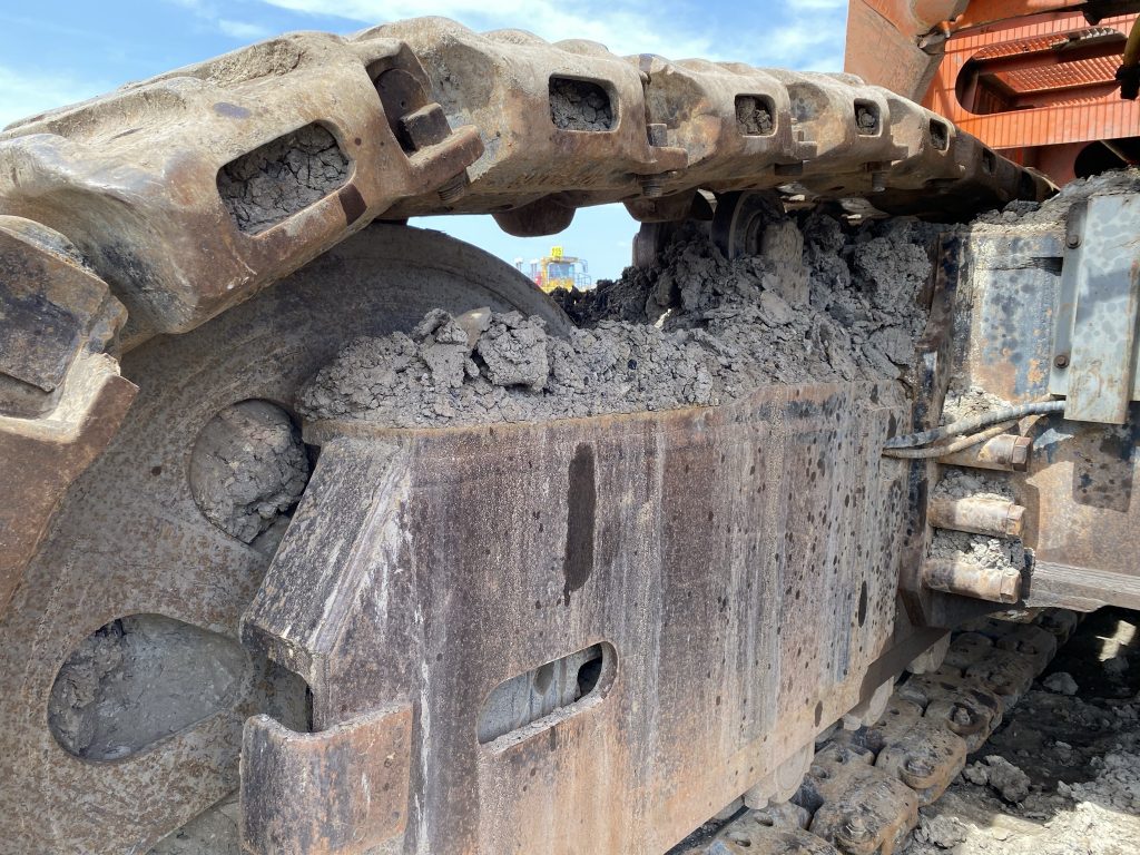 EX2500 undercarriageparts