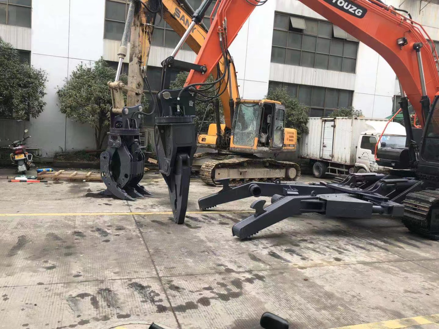 excavator car dismantler