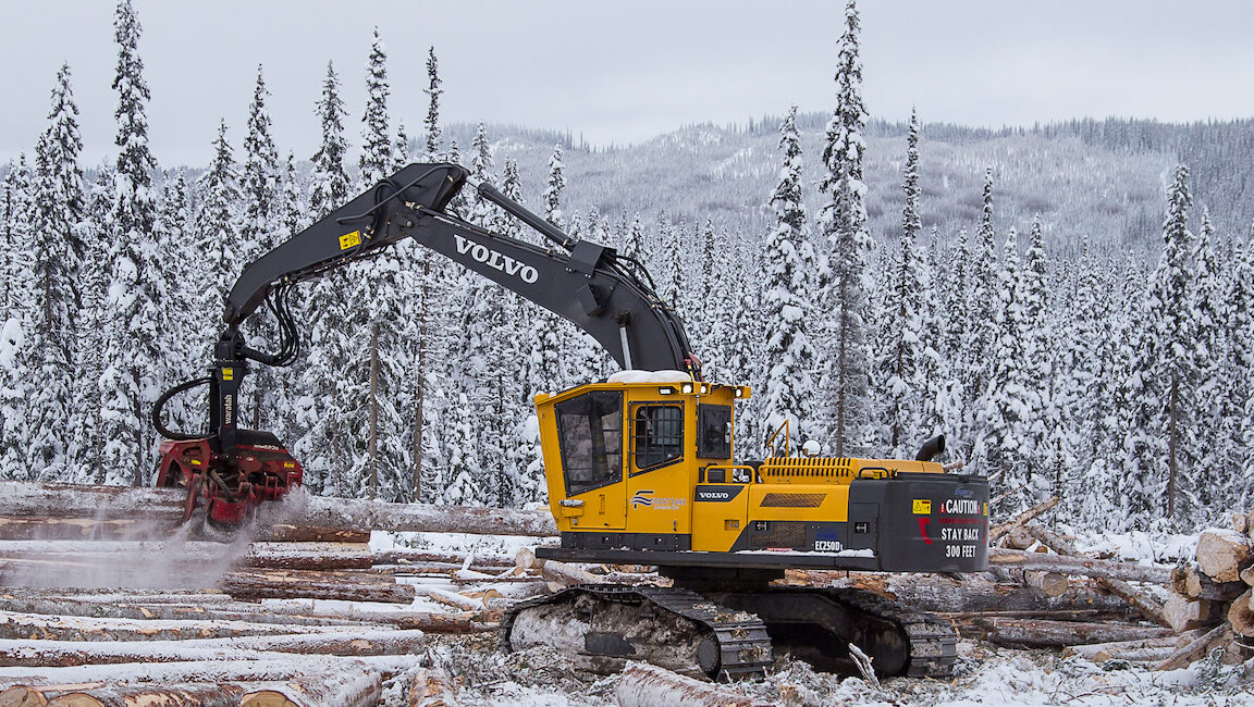 winter maintainance excavator