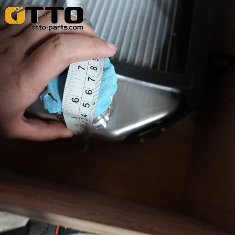 OTTO Части системы радиатора экскаватора SK260-8 SK200-6E SK260 72217775 LB05P00013S01 Водяной бак​ - Otto Excavator Parts