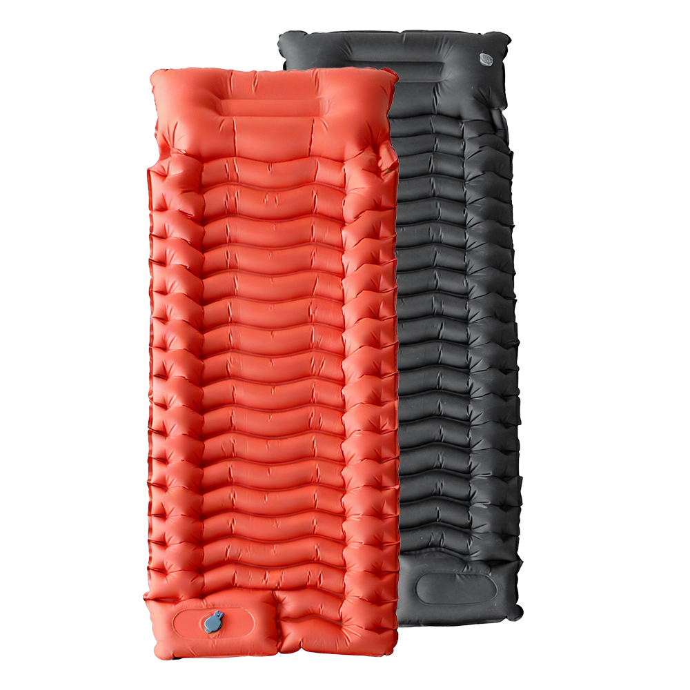 Надувной матрас для отдыха на природе