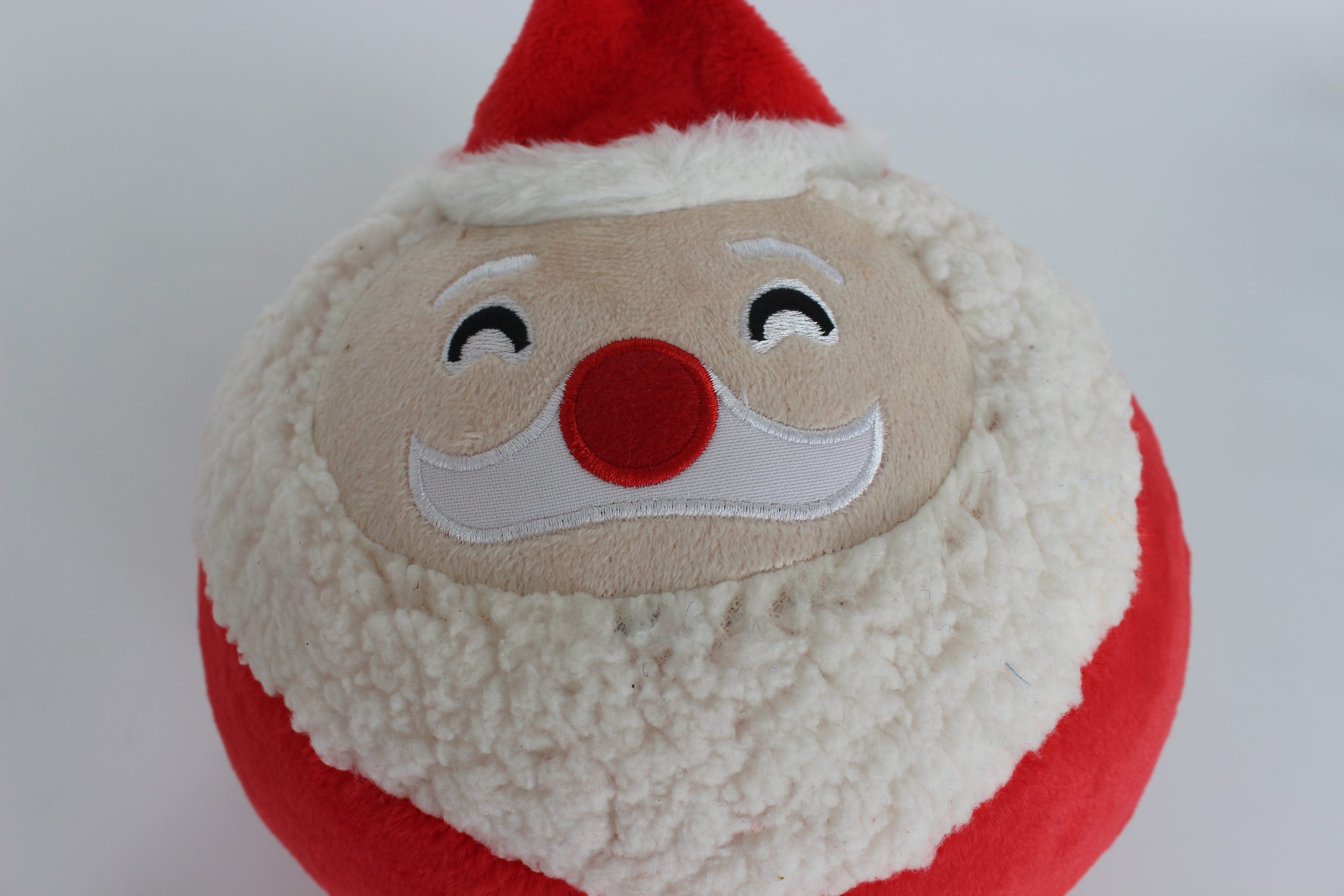 Плюшевый новогодний шарик  Санта-Клаус