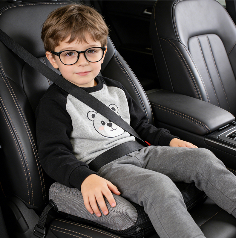 Автомобильная подушка для детского кресла
