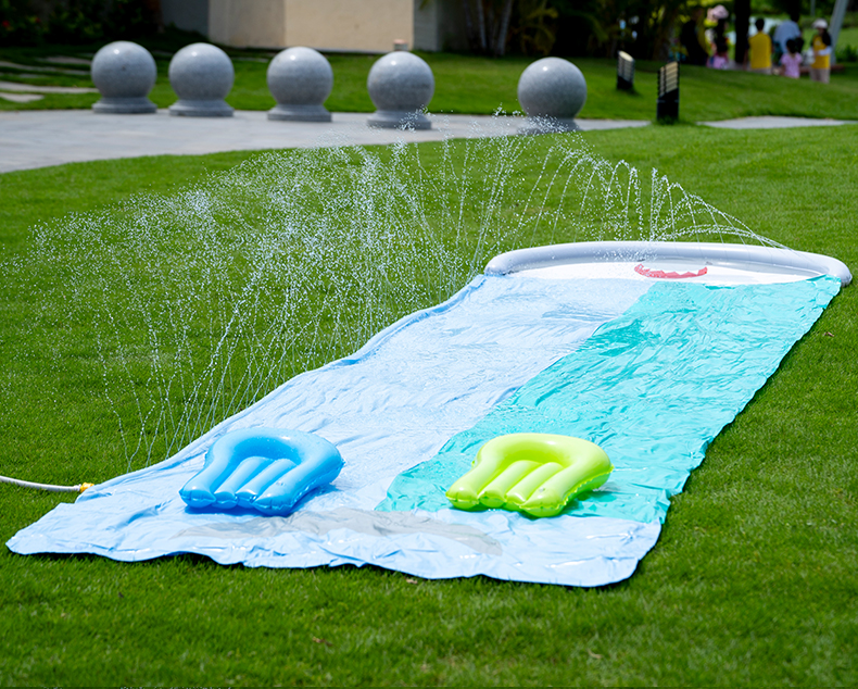 Надувная водная горка