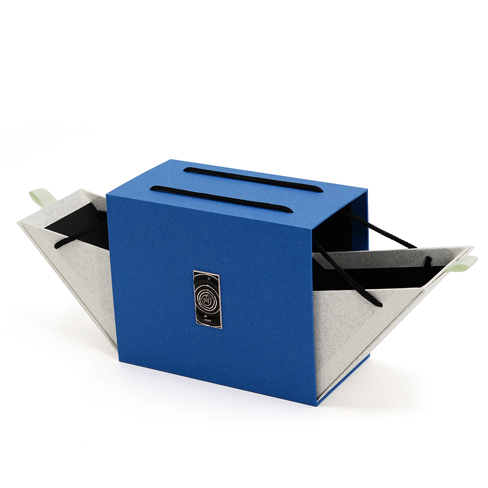 Китай Уникальная картонная упаковочная коробка с индивидуальным логотипом, двустворчатой ​​боковой дверцей, подарочная коробка класса люкс из экологически чистой бумаги с ручкой. - Гуанчжоуское ООО по печатанию “И Сэнь”