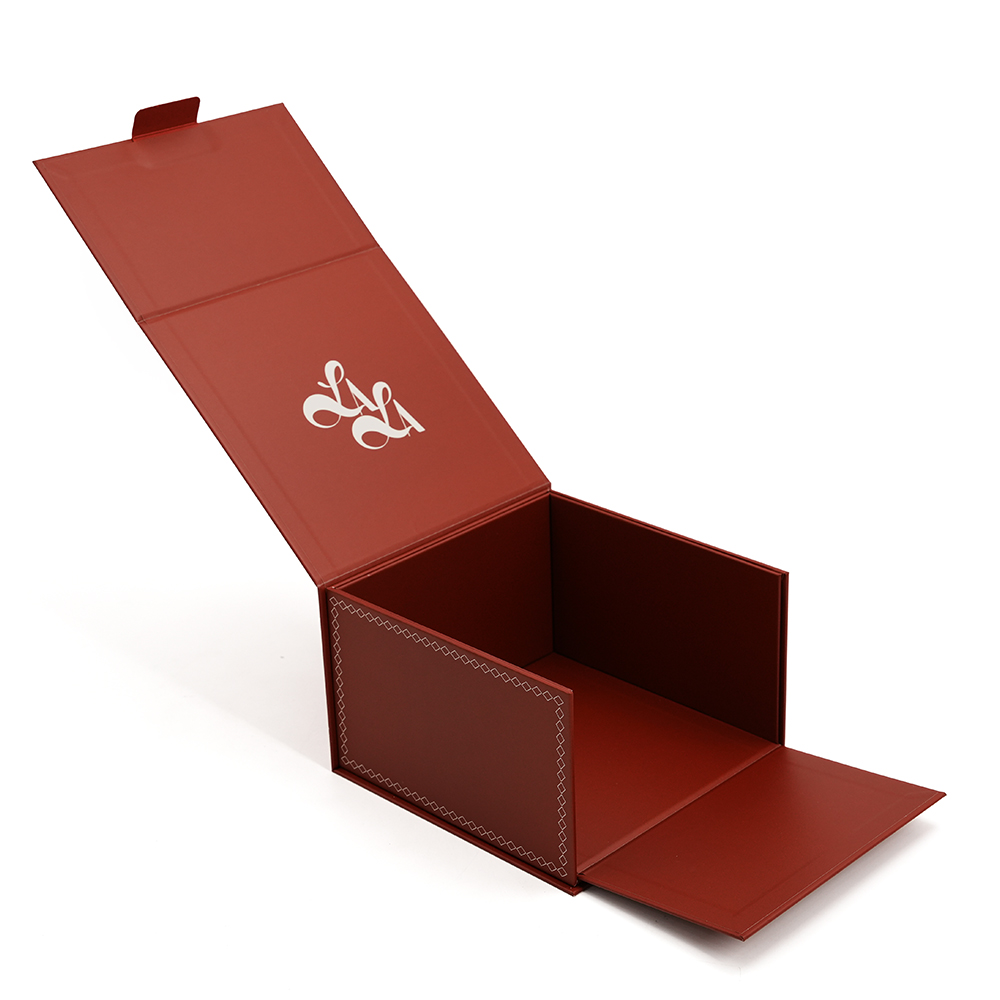 Китай Коробка из картона с индивидуальной печатью логотипа, магнитная застежка, роскошная подарочная коробка из перерабатываемого картона. - Гуанчжоуское ООО по печатанию “И Сэнь”