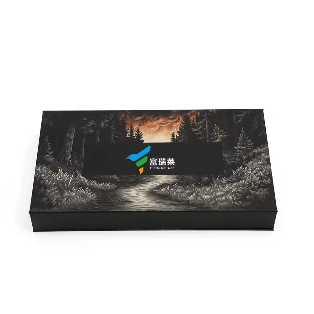 Китай Картонная упаковочная коробка с магнитной застежкой и логотипом, подарочная коробка для пробников элитной косметики и парфюмерии. - Гуанчжоуское ООО по печатанию “И Сэнь”
